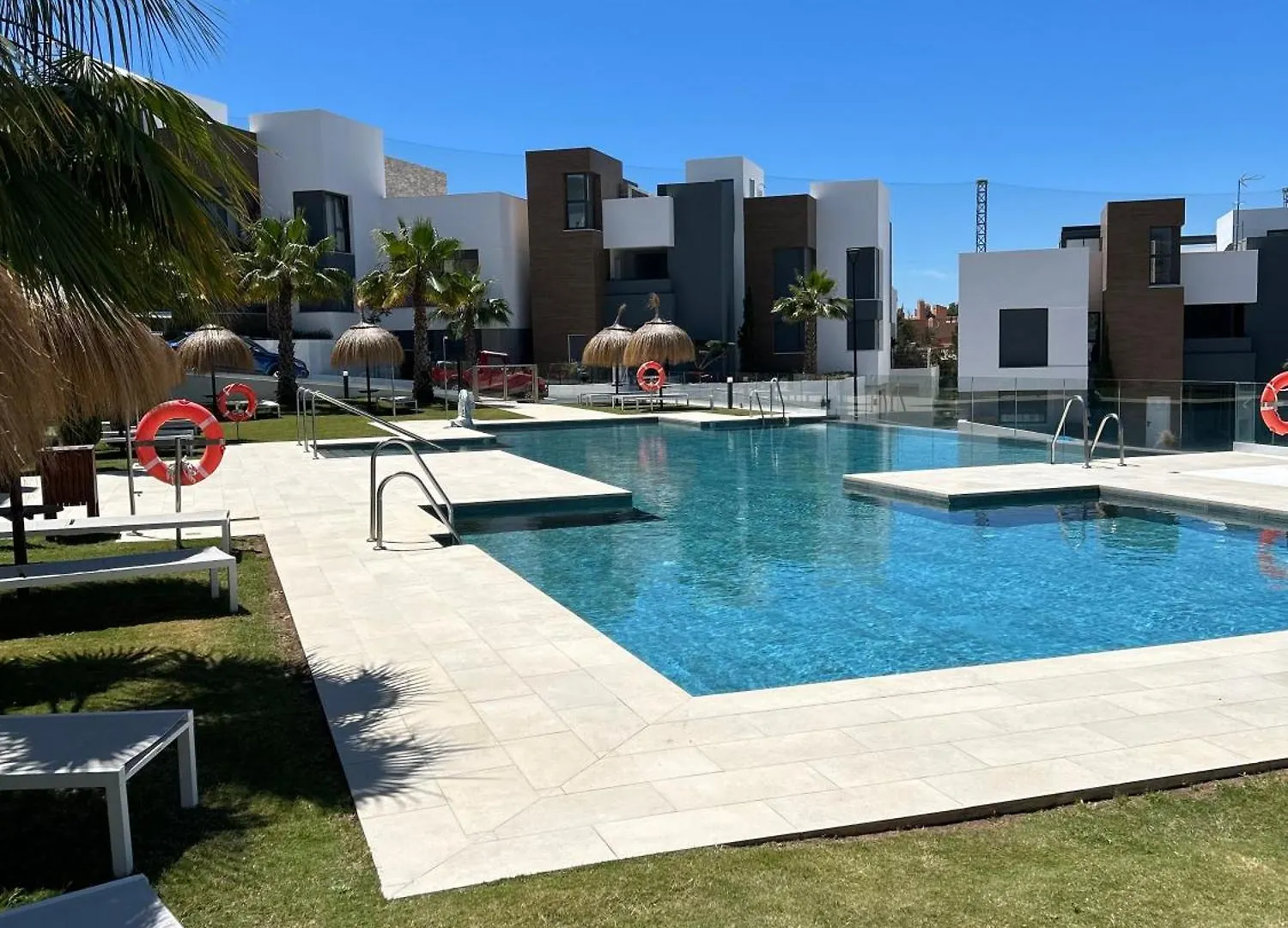 Apartment Apartamento Con Jardin En Cabopino Artola Homes Marbella