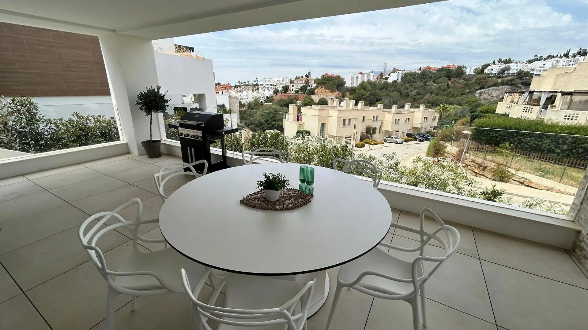 Apartamento Con Jardin En Cabopino Artola Homes Marbella Apartment