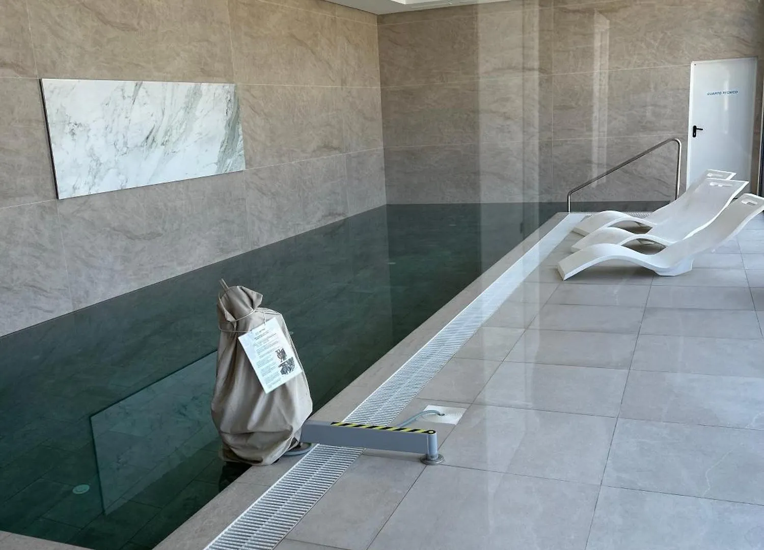 公寓 Apartamento Con Jardin En Cabopino Artola Homes 马尔韦利亚