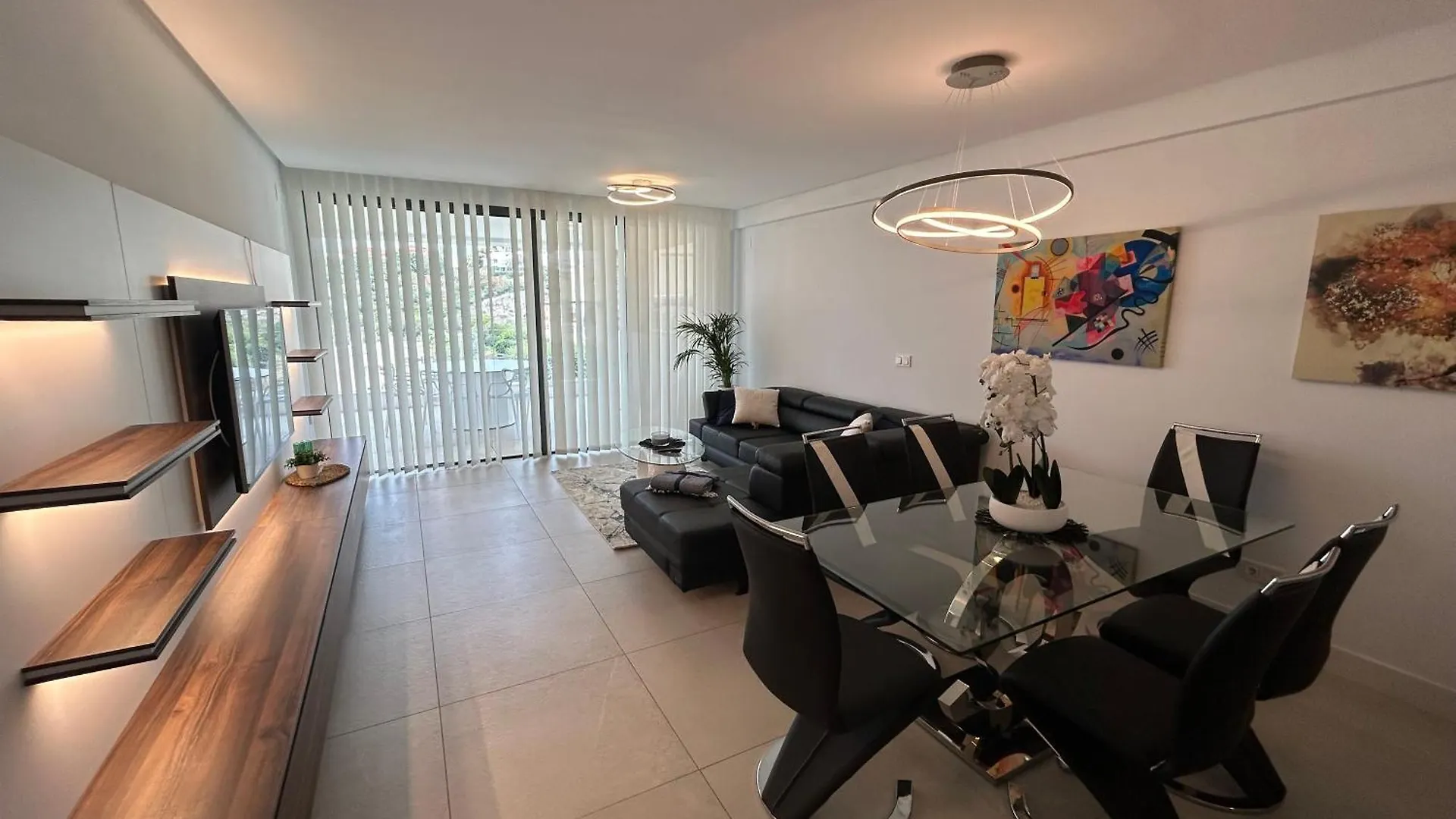 Apartamento Con Jardin En Cabopino Artola Homes 马尔韦利亚 0*,  西班牙